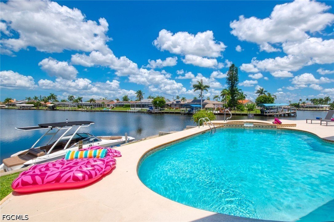 House in Cape Coral, Florida, United States 3 - 17528338