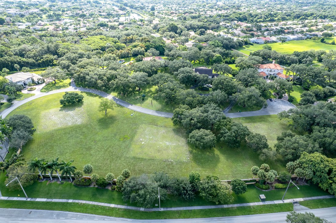 House in Davie, Florida, United States 4 - 17528253