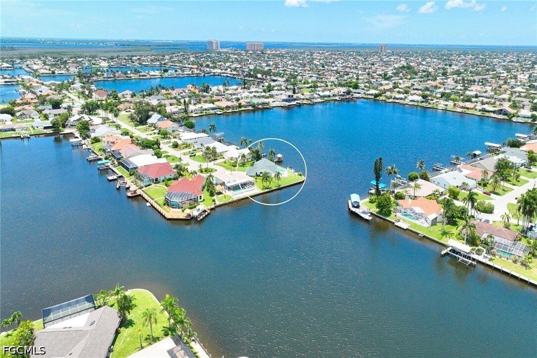 House in Cape Coral, Florida, United States 4 - 17528338