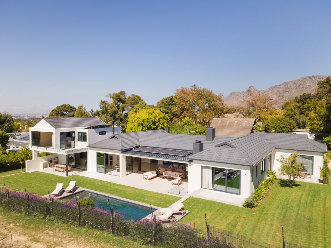 House in Retreat, Cape Town, South Africa 1 - 17522855