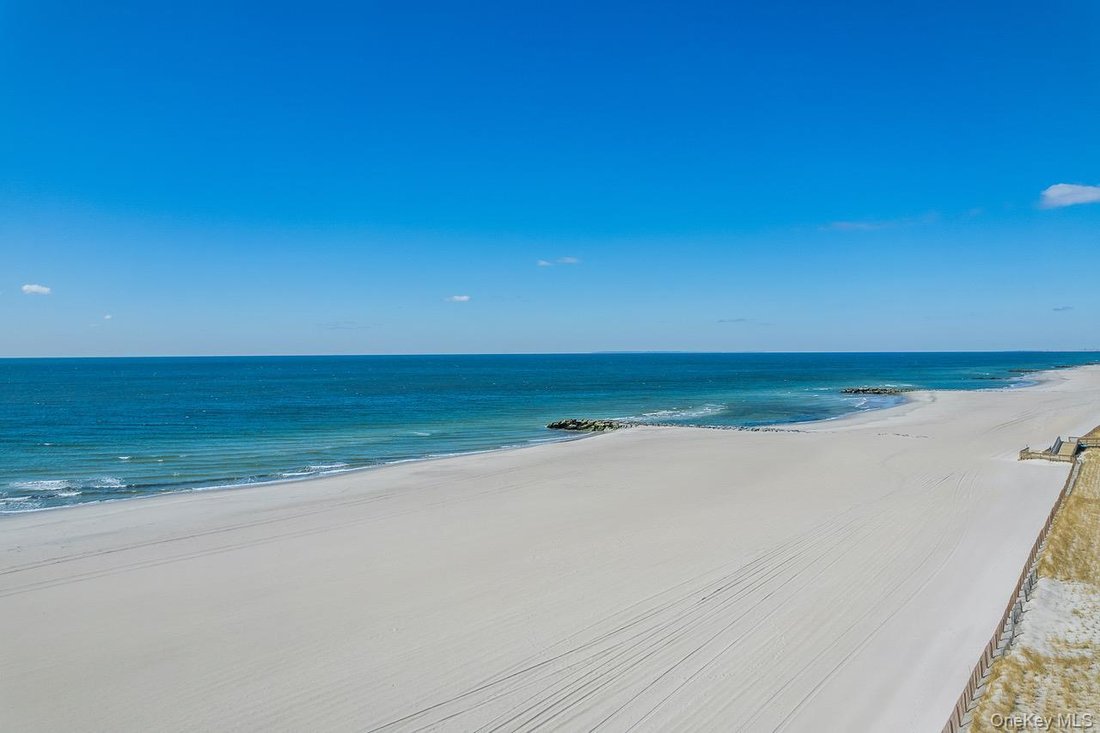 House in Long Beach, New York, United States 5 - 17527938