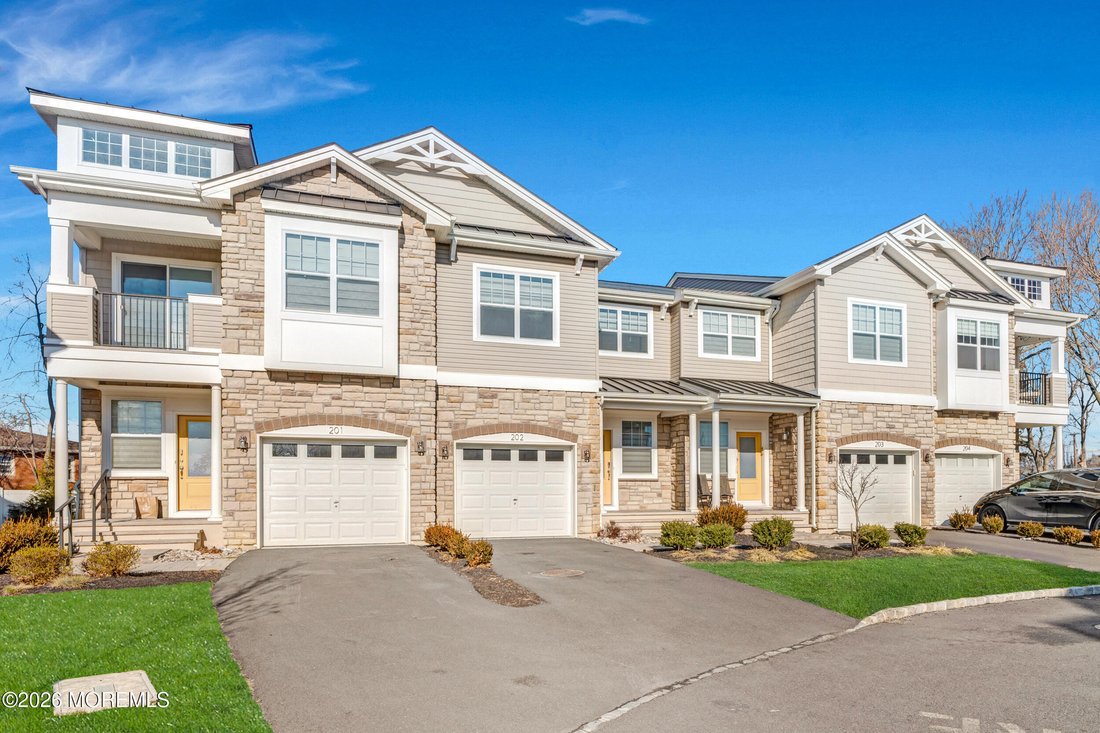 Condo in Long Branch, New Jersey, United States 1 - 17527581