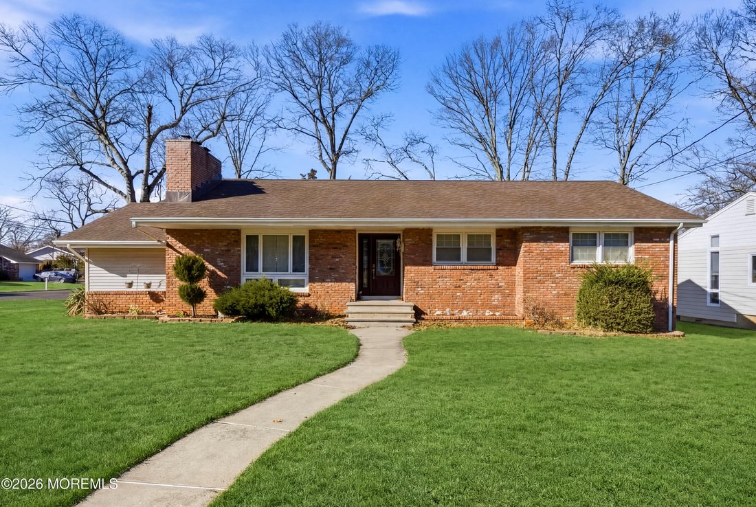 House in Oakhurst, New Jersey, United States 1 - 17321017