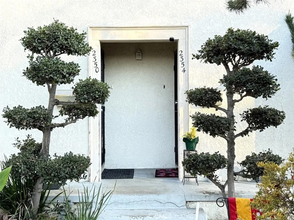 Monterey Park, California, United States 2 - 17528439