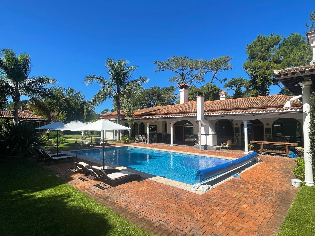 House in Punta del Este, Maldonado Department, Uruguay 2 - 17526993