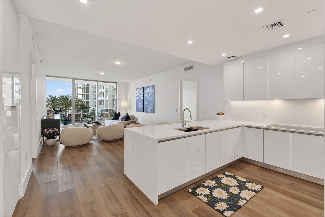 Condo in Lake Park, Florida, United States 1 - 17528249