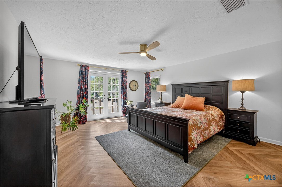 House in Gonzales, Texas, United States 3 - 17527905