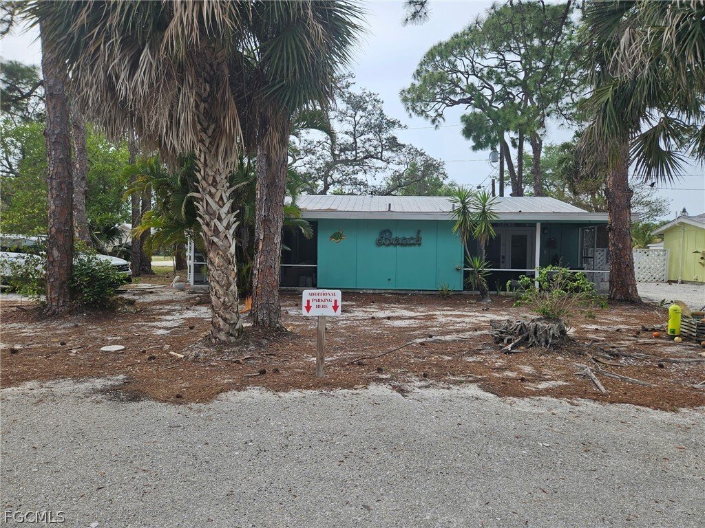 Bonita Springs, Florida, United States 5 - 17528373