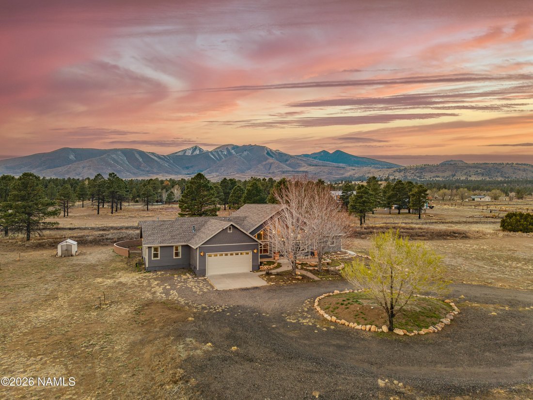 House in Flagstaff, Arizona, United States 1 - 17527279