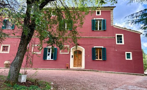 Landhaus in Chianni, Toskana, Italien 1