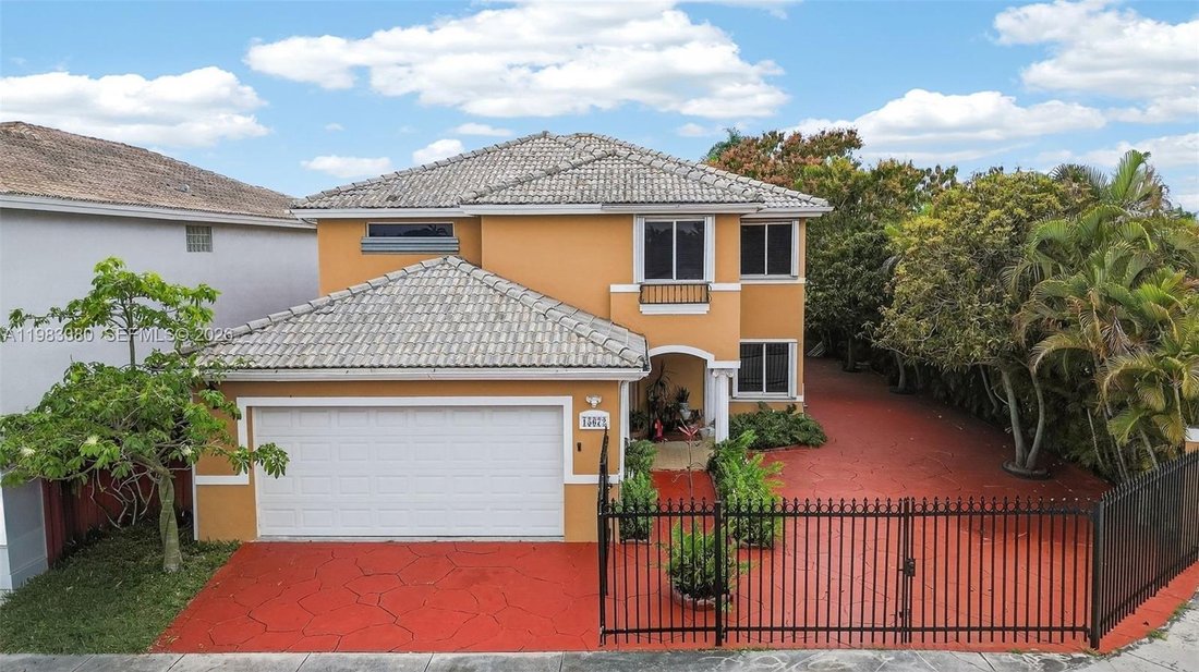 House in Miami, Florida, United States 1 - 17528721