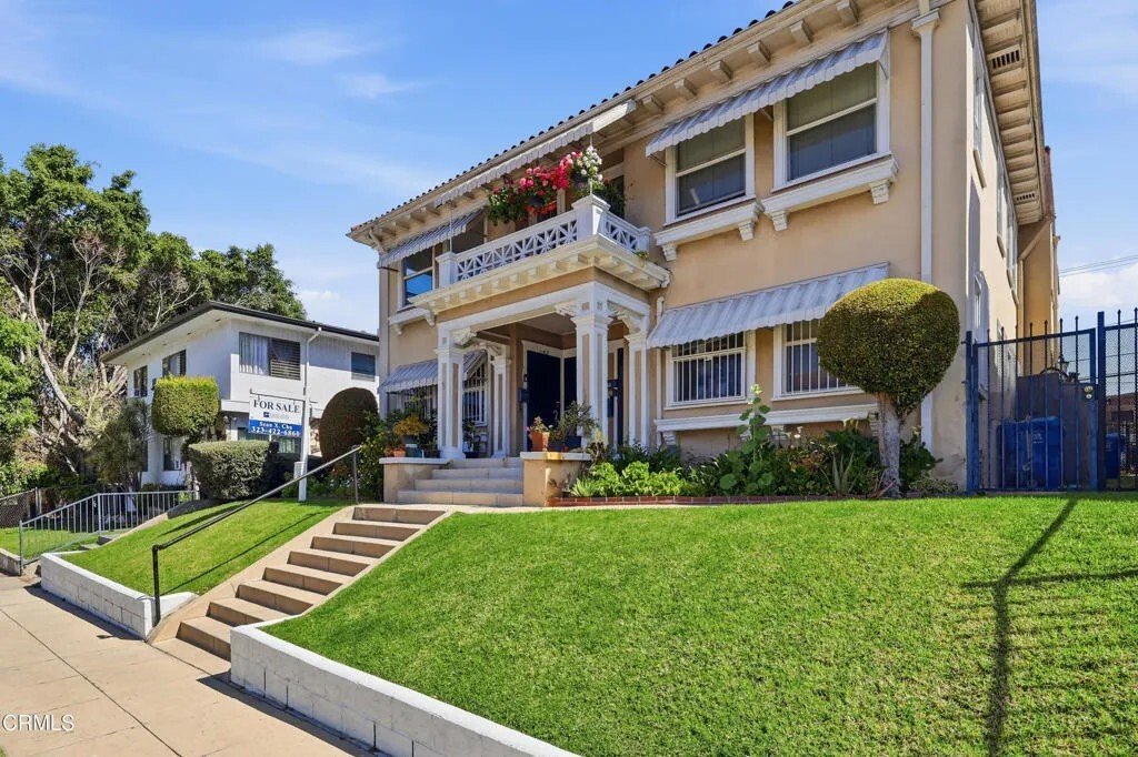 Los Angeles, California, United States 2 - 17528496