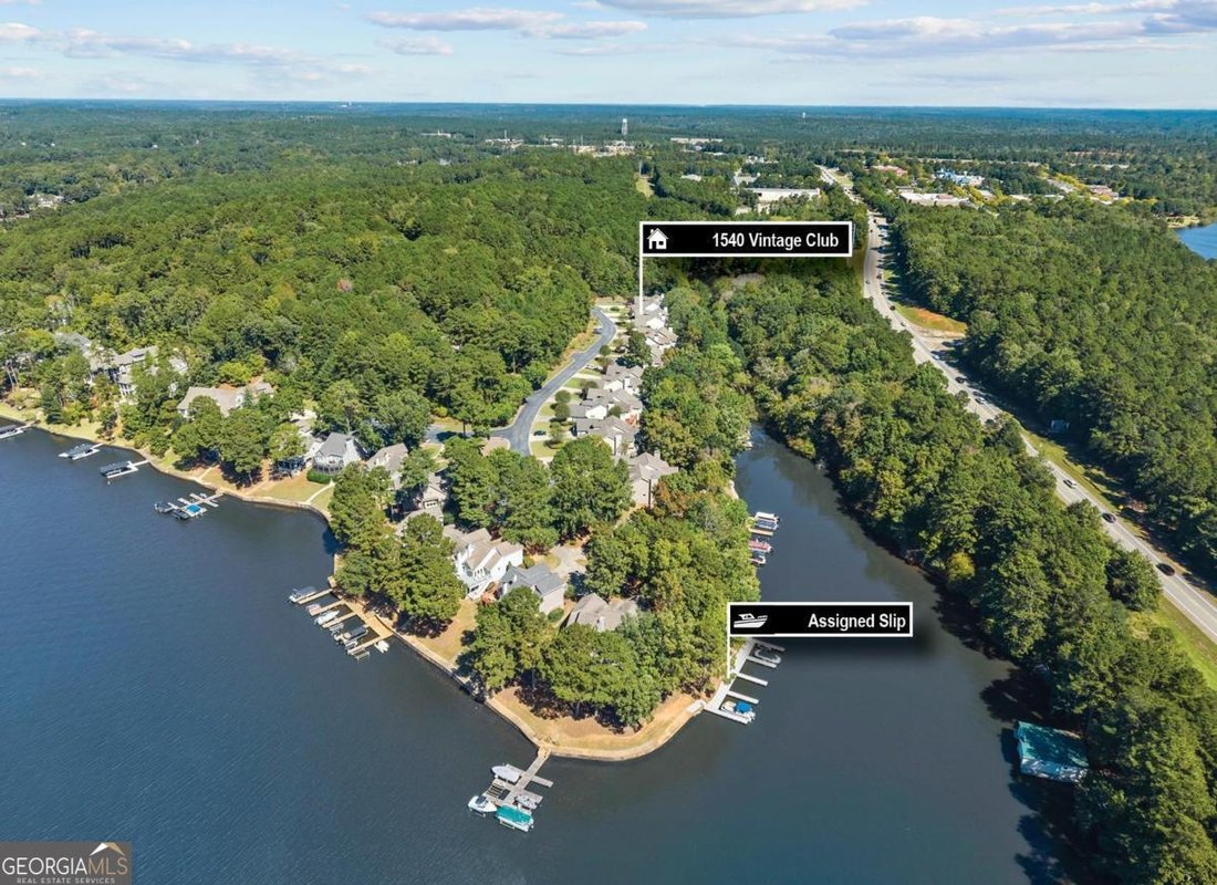 Townhouse in Greensboro, Georgia, United States 4 - 17529565