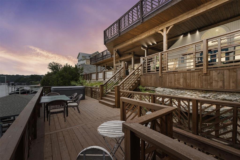 House in Granbury, Texas, United States 5 - 17529168