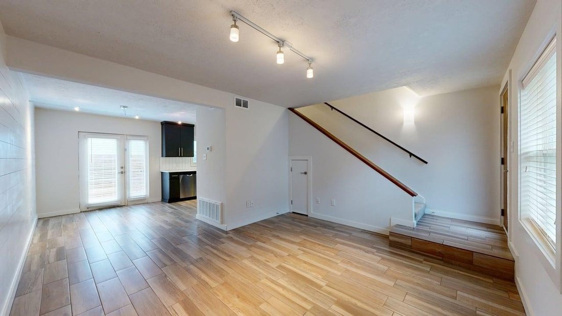 College Station, Texas, United States 2 - 17529781