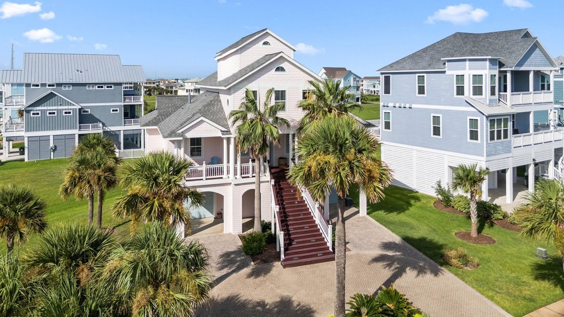House in Galveston, Texas, United States 3 - 17529759