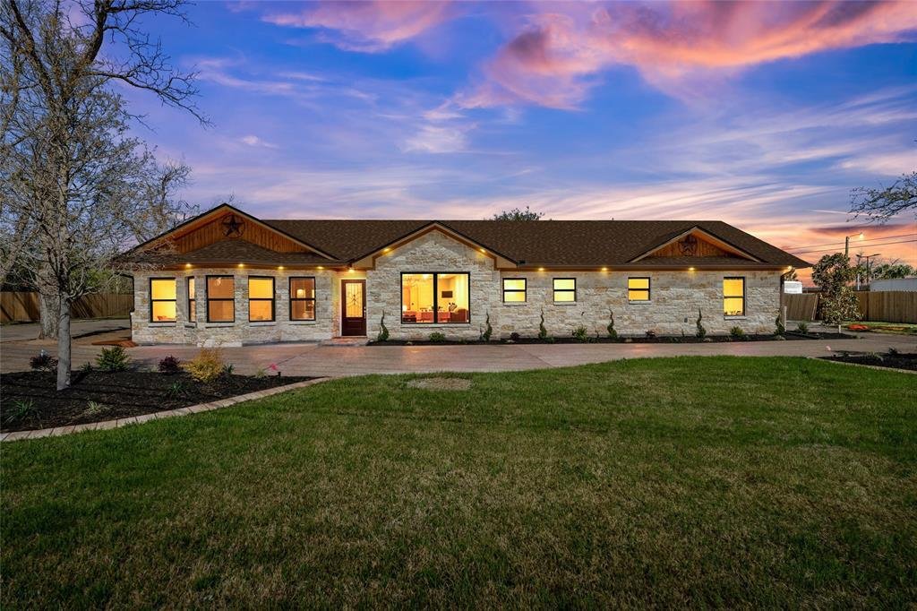 House in Waco, Texas, United States 1 - 17529200