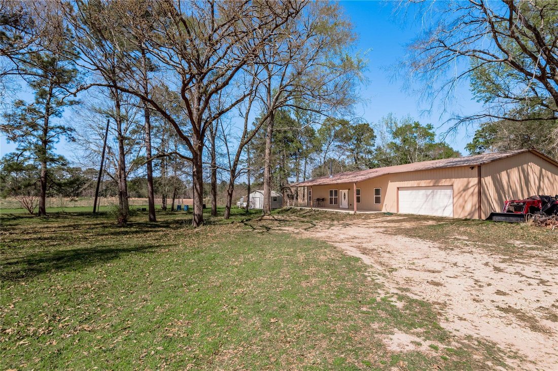 House in Groveton, Texas, United States 4 - 17529660