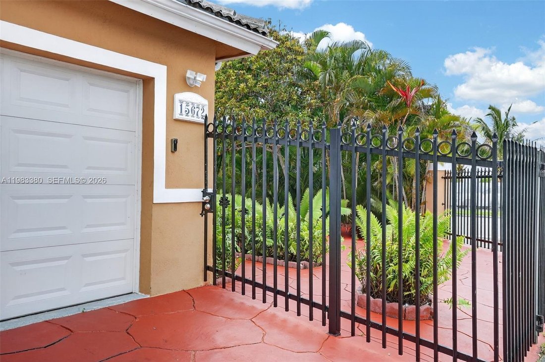 House in Miami, Florida, United States 5 - 17528721