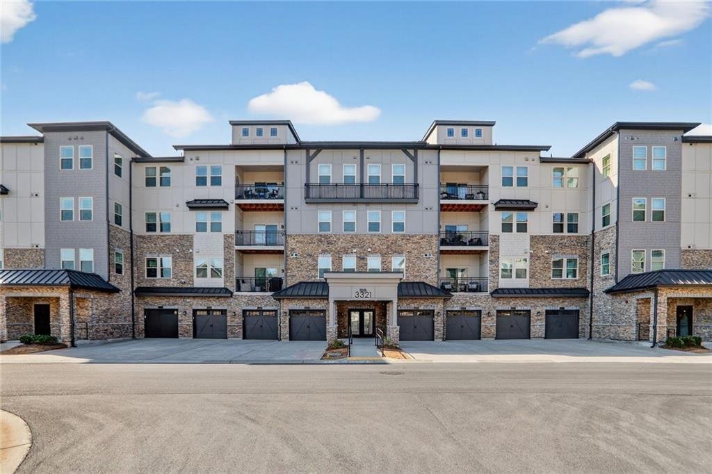 Condo in Cumming, Georgia, United States 2 - 17529127