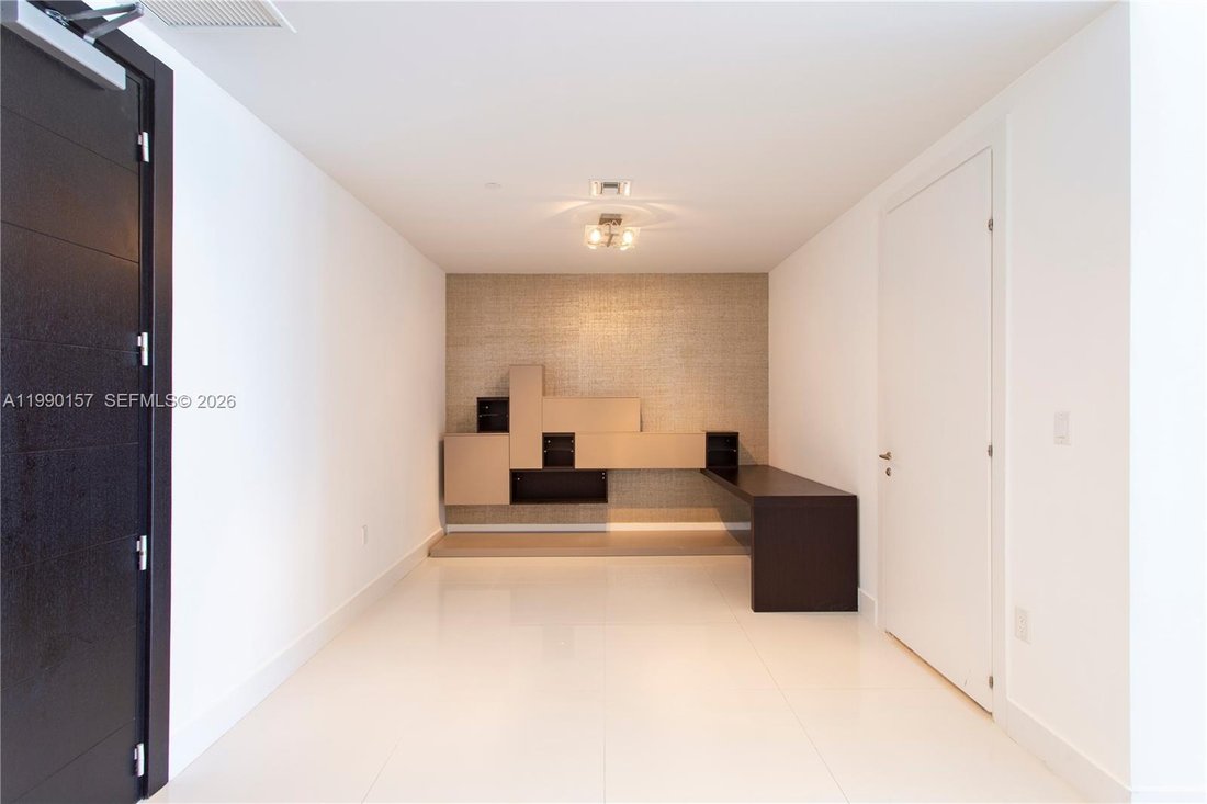 Condo in Miami, Florida, United States 3 - 17528831