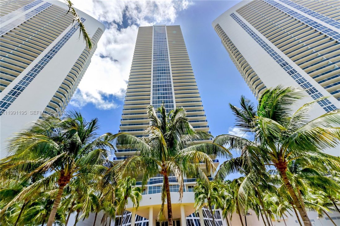 Condo in Hallandale Beach, Florida, United States 1 - 17528816
