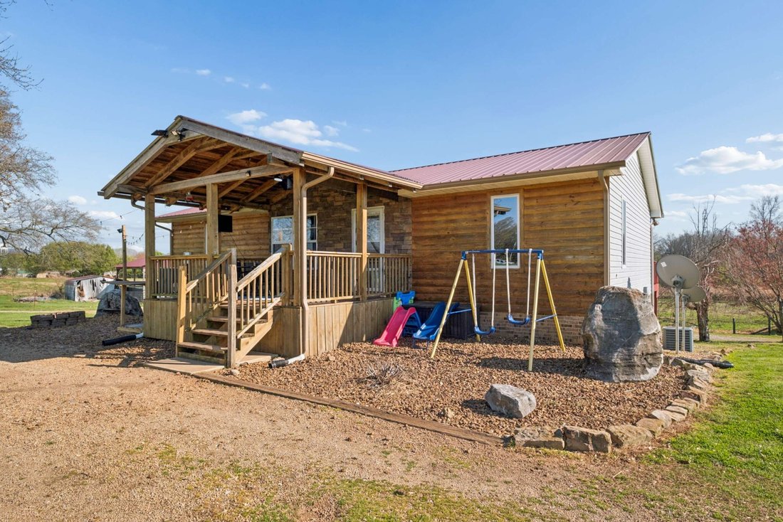 House in Decherd, Tennessee, United States 4 - 17529016