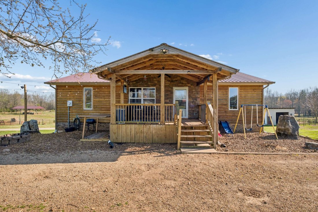 House in Decherd, Tennessee, United States 1 - 17529016