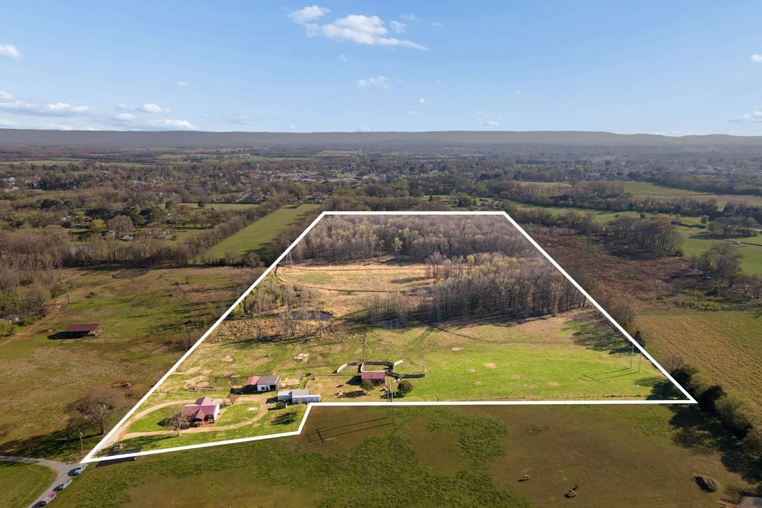 House in Decherd, Tennessee, United States 3 - 17529016