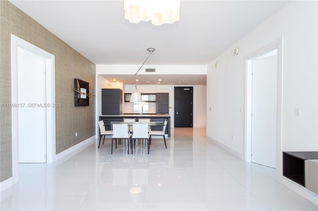 Condo in Miami, Florida, United States 1 - 17528831