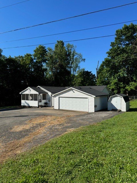 House in Clarksville, Tennessee, United States 2 - 17528937