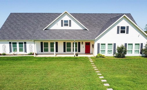 House in Alvord, Texas, United States 1