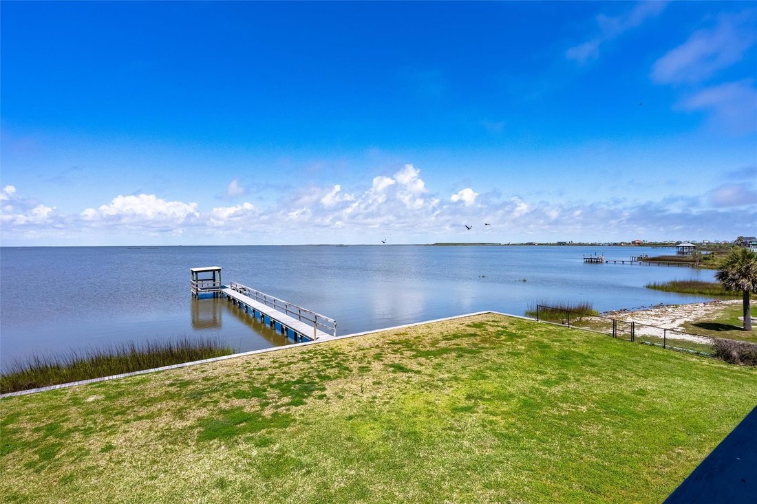 House in Bolivar Peninsula, Texas, United States 5 - 17329053