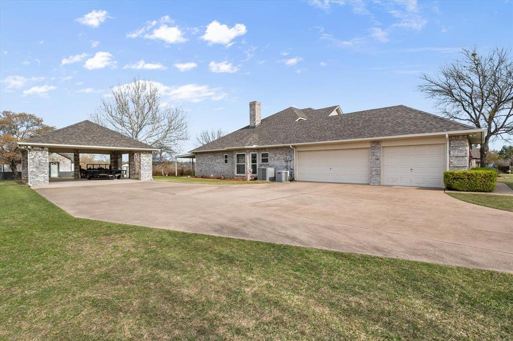 House in Weatherford, Texas, United States 3 - 17529459