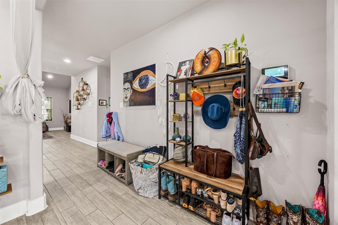 House in Houston, Texas, United States 5 - 17529656