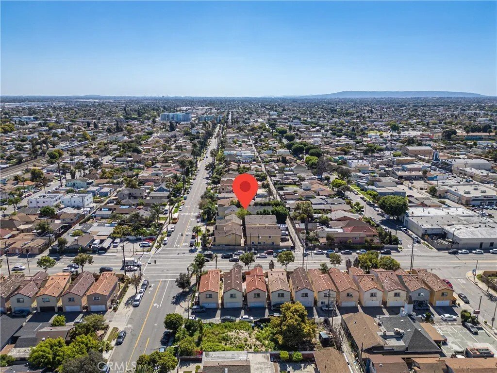 Los Angeles, California, United States 2 - 17528618