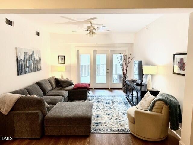 Condo in Raleigh, North Carolina, United States 2 - 17528626