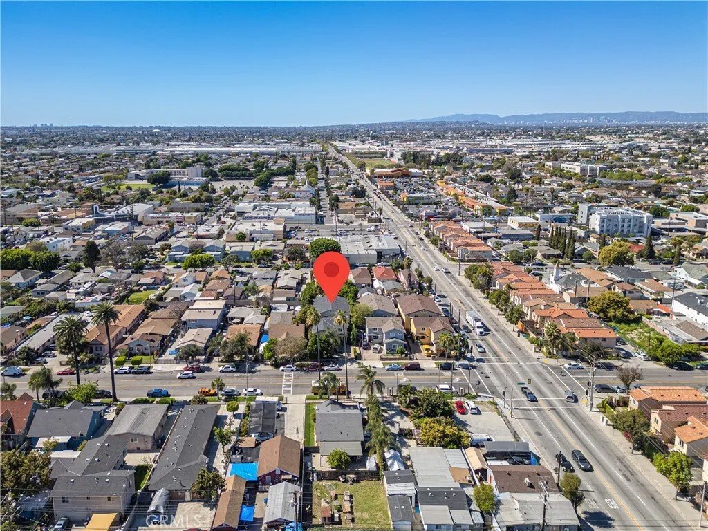 Los Angeles, California, United States 1 - 17528618