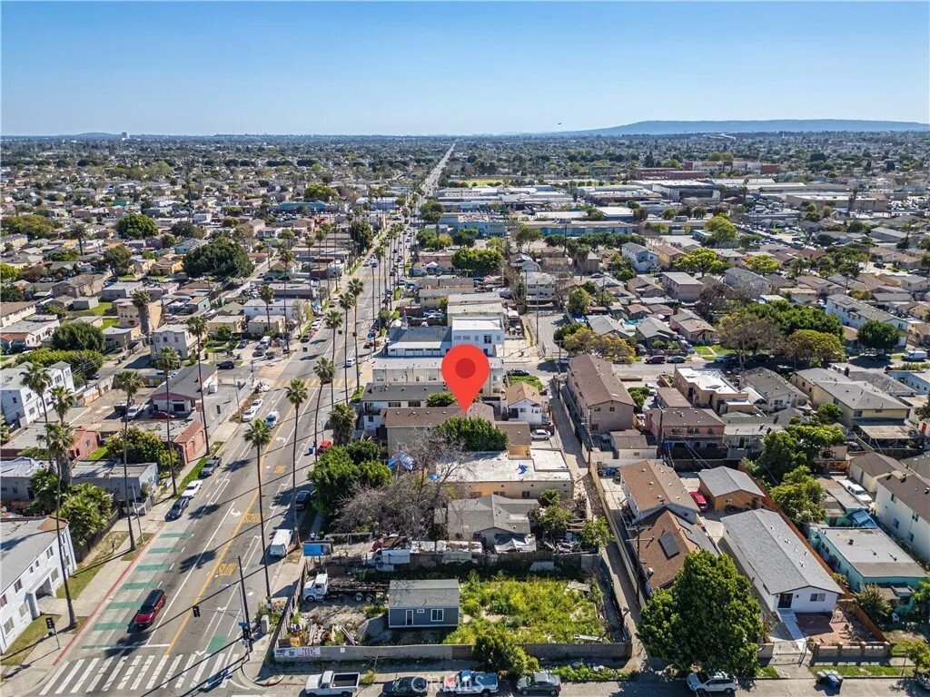Los Angeles, California, United States 2 - 17528629