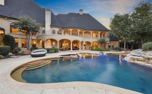 House in Lewisville, Texas, United States 1