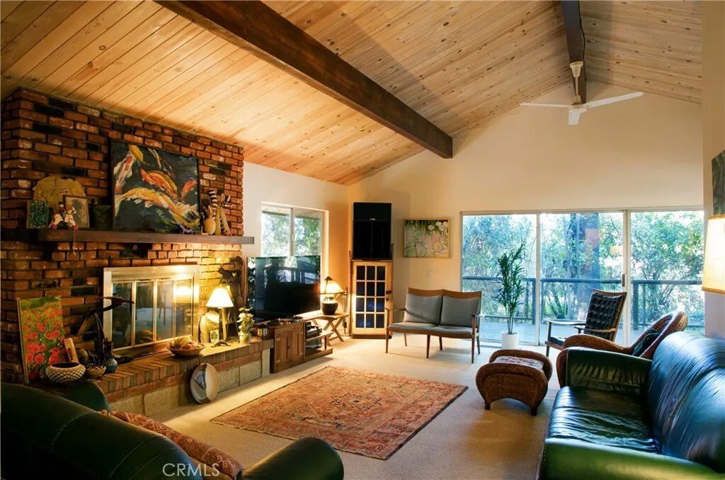 Mentone, California, United States 5 - 16873587
