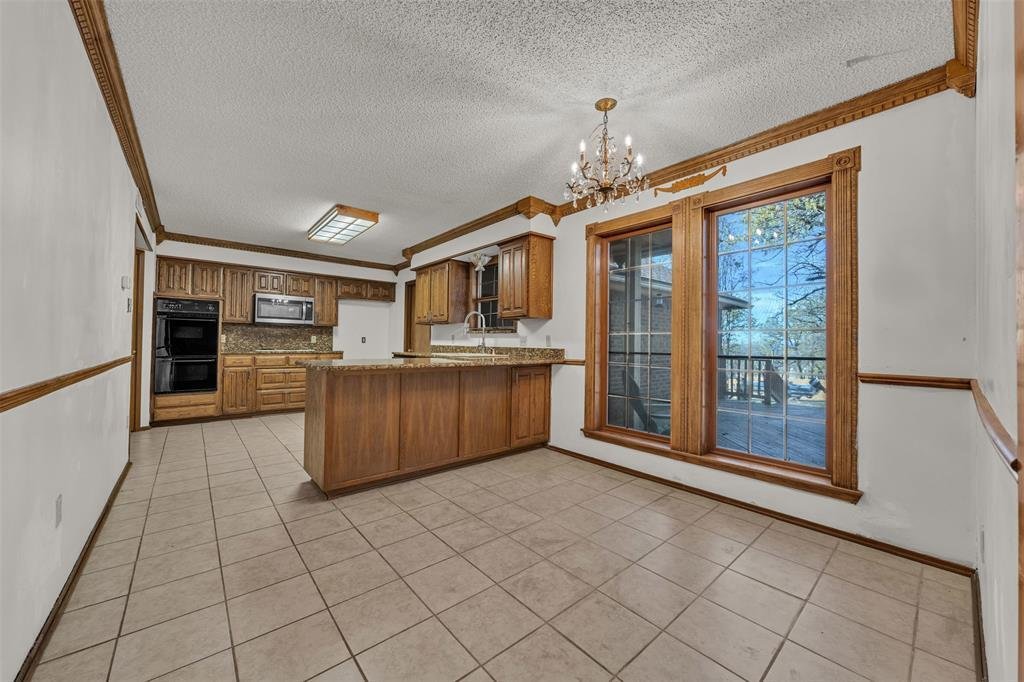 House in Burleson, Texas, United States 5 - 17529214