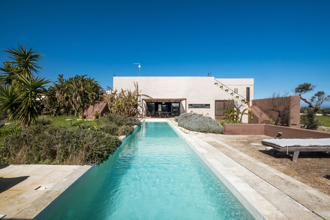 Villa in Torre Guaceto - Serranova - Bufalaria, Carovigno, Apulia 1 - 17147419