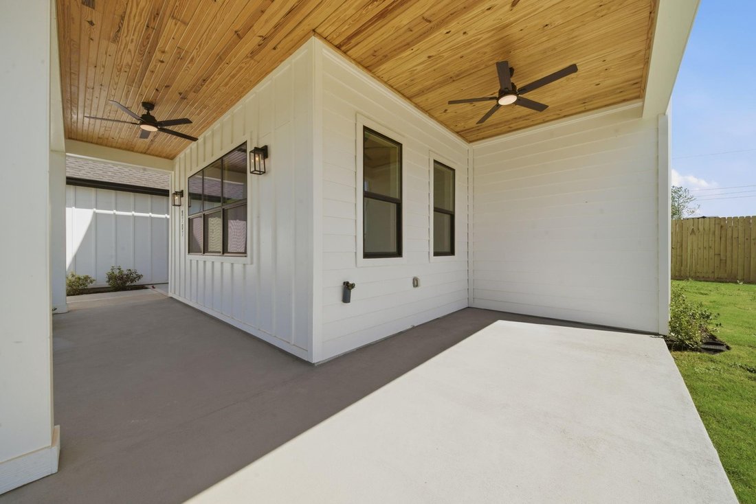 House in Spring, Texas, United States 3 - 17529680