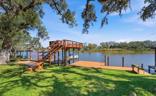 House in Brazoria, Texas, United States 1