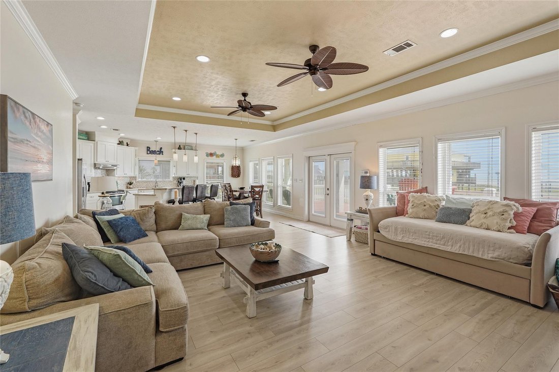 House in Bolivar Peninsula, Texas, United States 4 - 17529688