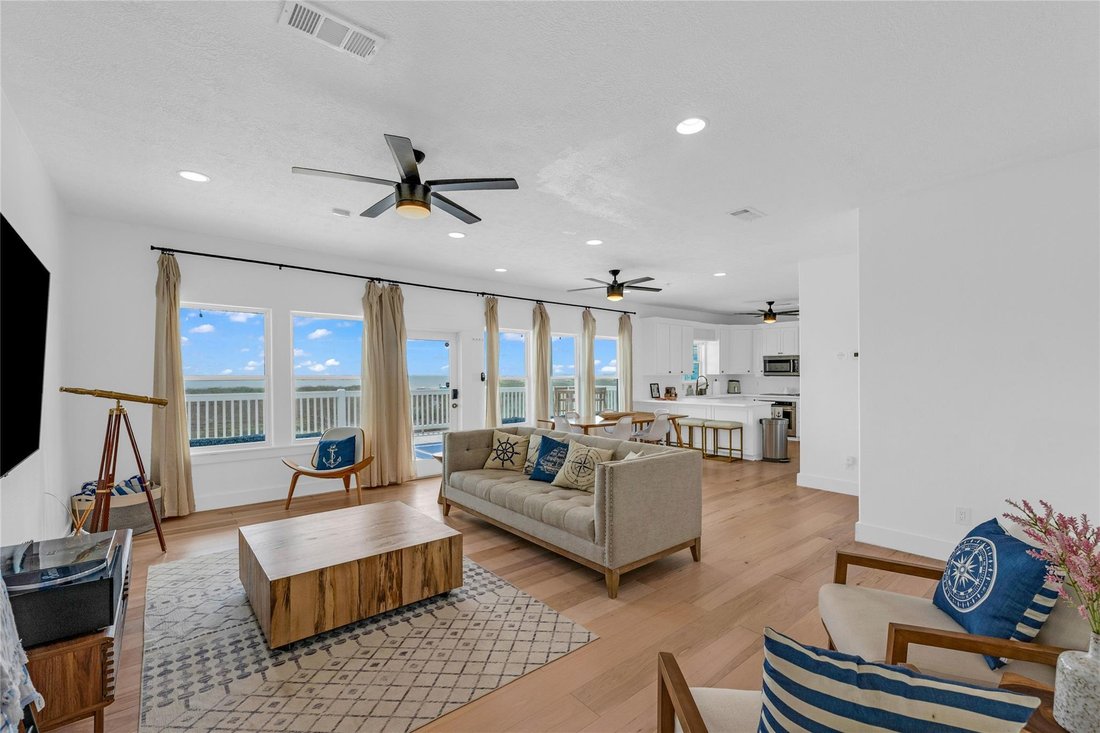 House in Bolivar Peninsula, Texas, United States 2 - 17529804