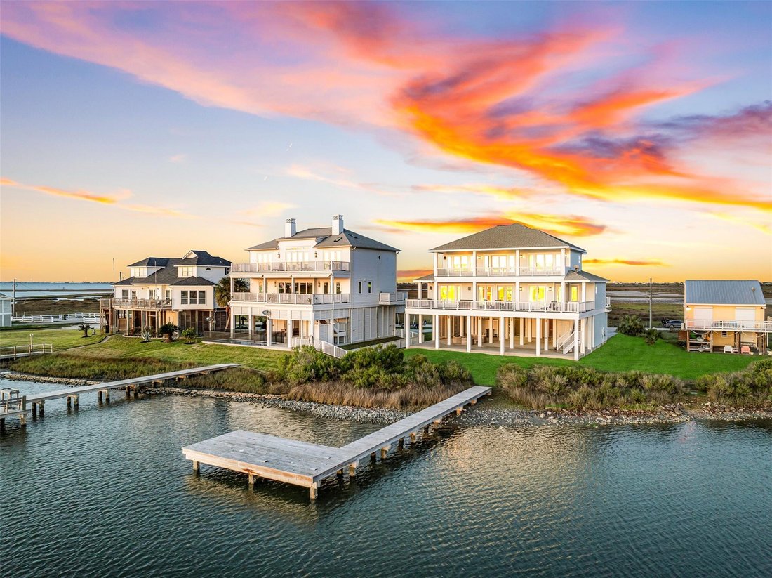 House in Galveston, Texas, United States 2 - 17529862