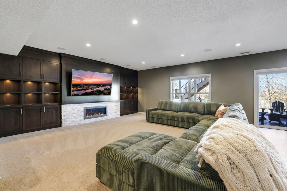 House in Plymouth, Minnesota, United States 4 - 17530156