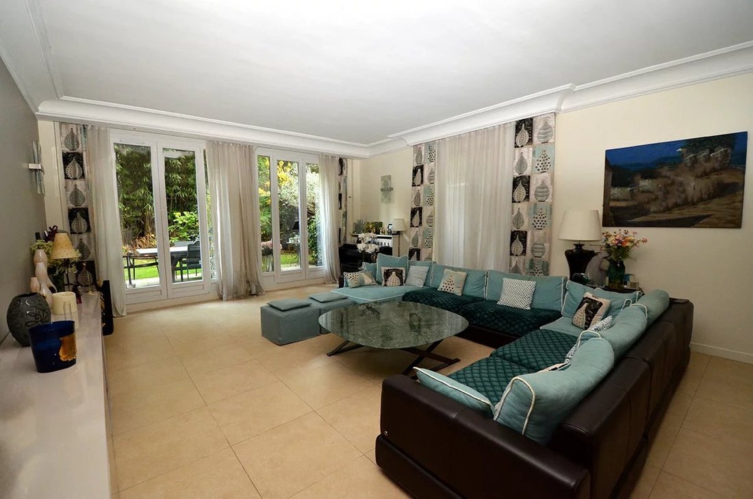 Apartment in Bois de Boulogne, Paris 16e Arrondissement, Paris 3 - 17529876
